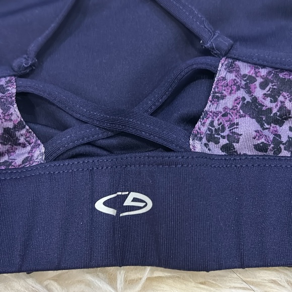 Champion Women’s Sports Bra with Delicate Straps in Light Purple/Purple Satin M - Picture 4 of 6